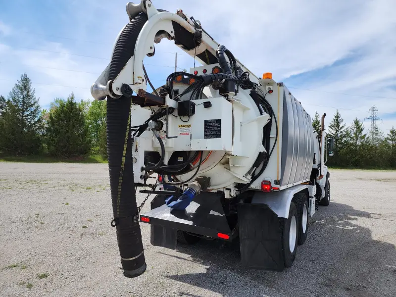 2011 FREIGHTLINER M2 106V w/Aquatech Combo Sewer Jetter, Vacuum, Hydro Excavator  