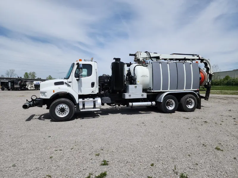 2011 FREIGHTLINER M2 106V w/Aquatech Combo Sewer Jetter, Vacuum, Hydro Excavator  