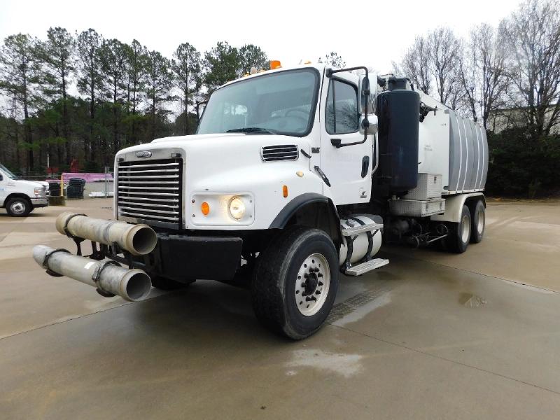 2011 FREIGHTLINER M2 106V w/Aquatech Combo Sewer Jetter, Vacuum, Hydro Excavator  