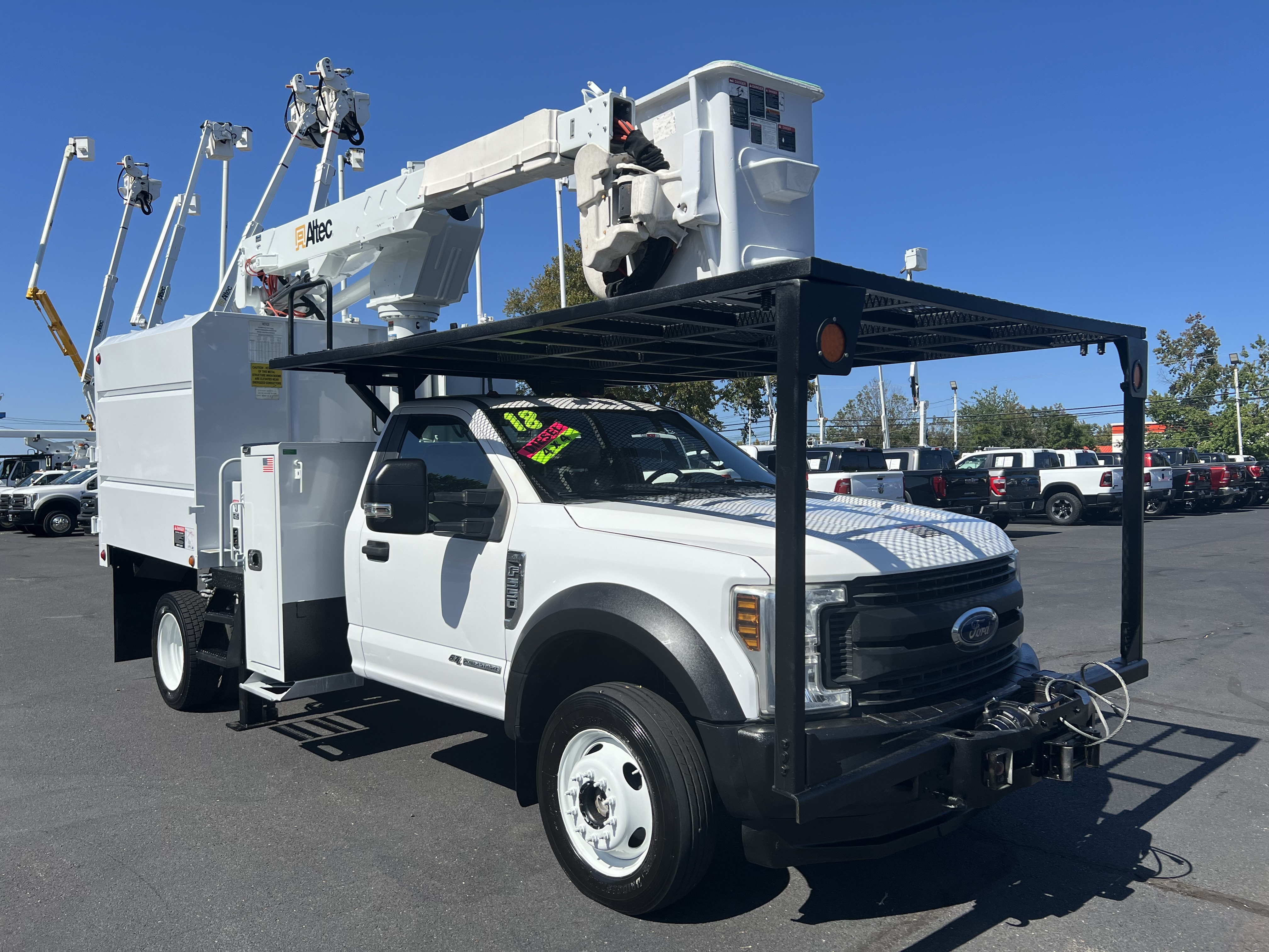 2018 Ford F-550 photo 3