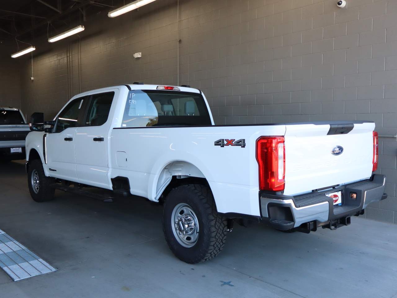 2026 Ford F-350 photo 2