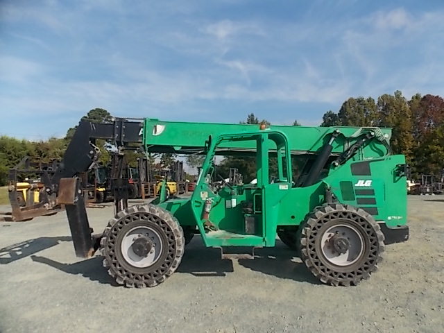 2017 SKYTRAK 10042 in Colfax, NC