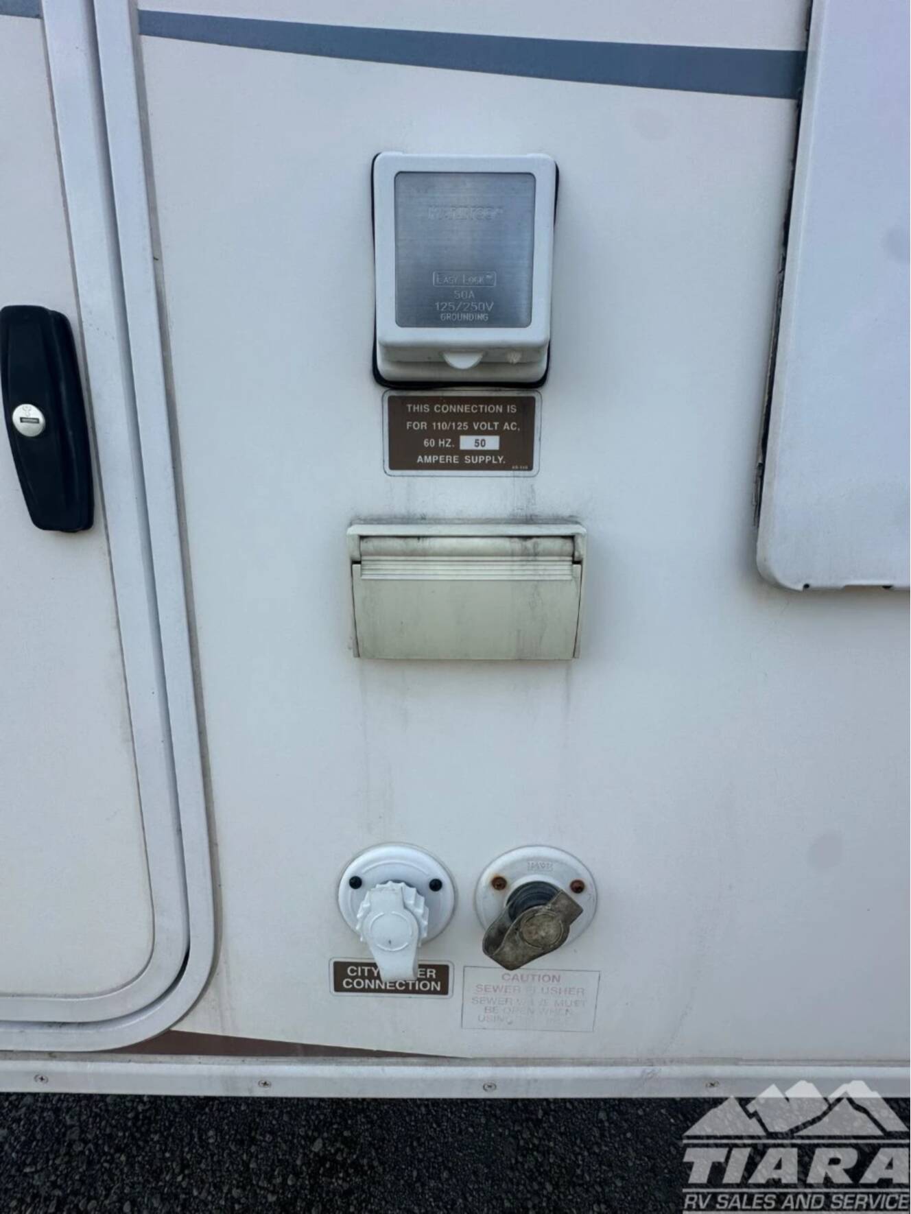A photo of this 2014 Peterson Excel 34IKE