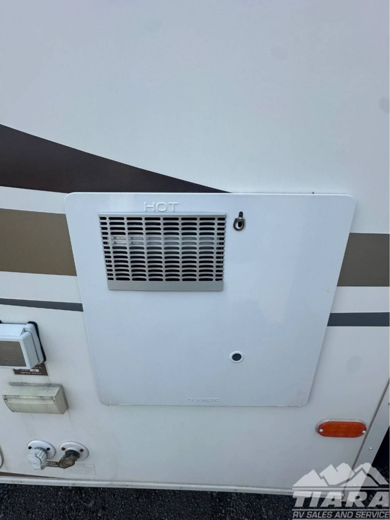 A photo of this 2014 Peterson Excel 34IKE