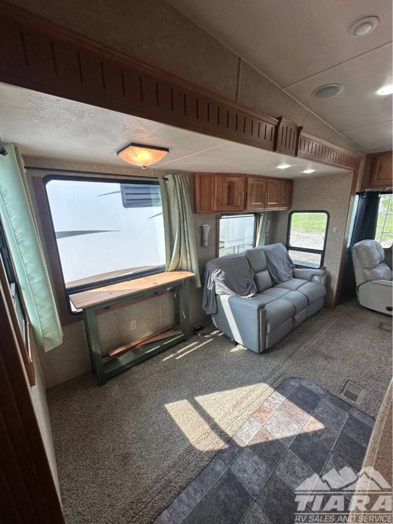 A photo of this 2014 Peterson Excel 34IKE