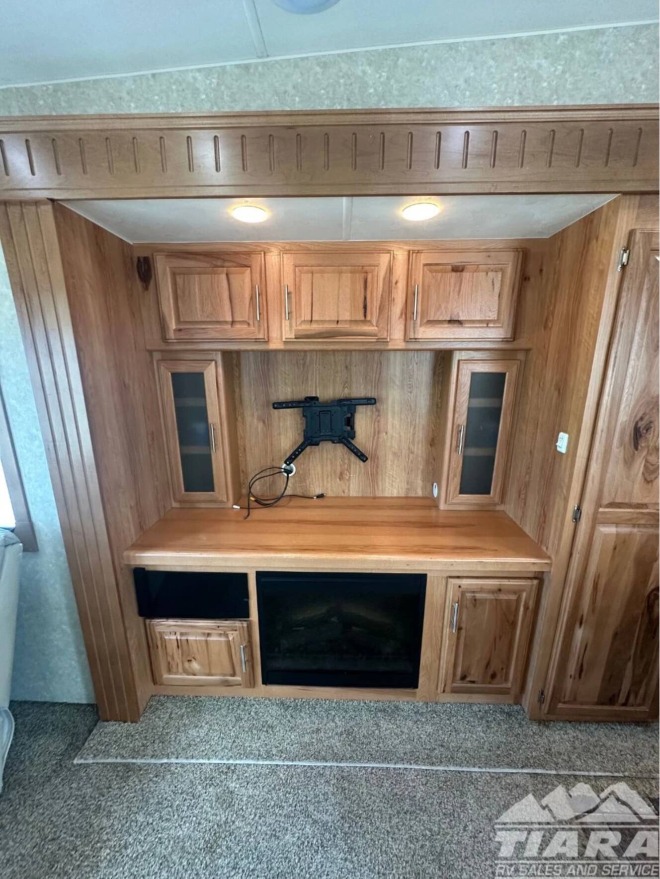 A photo of this 2014 Peterson Excel 34IKE