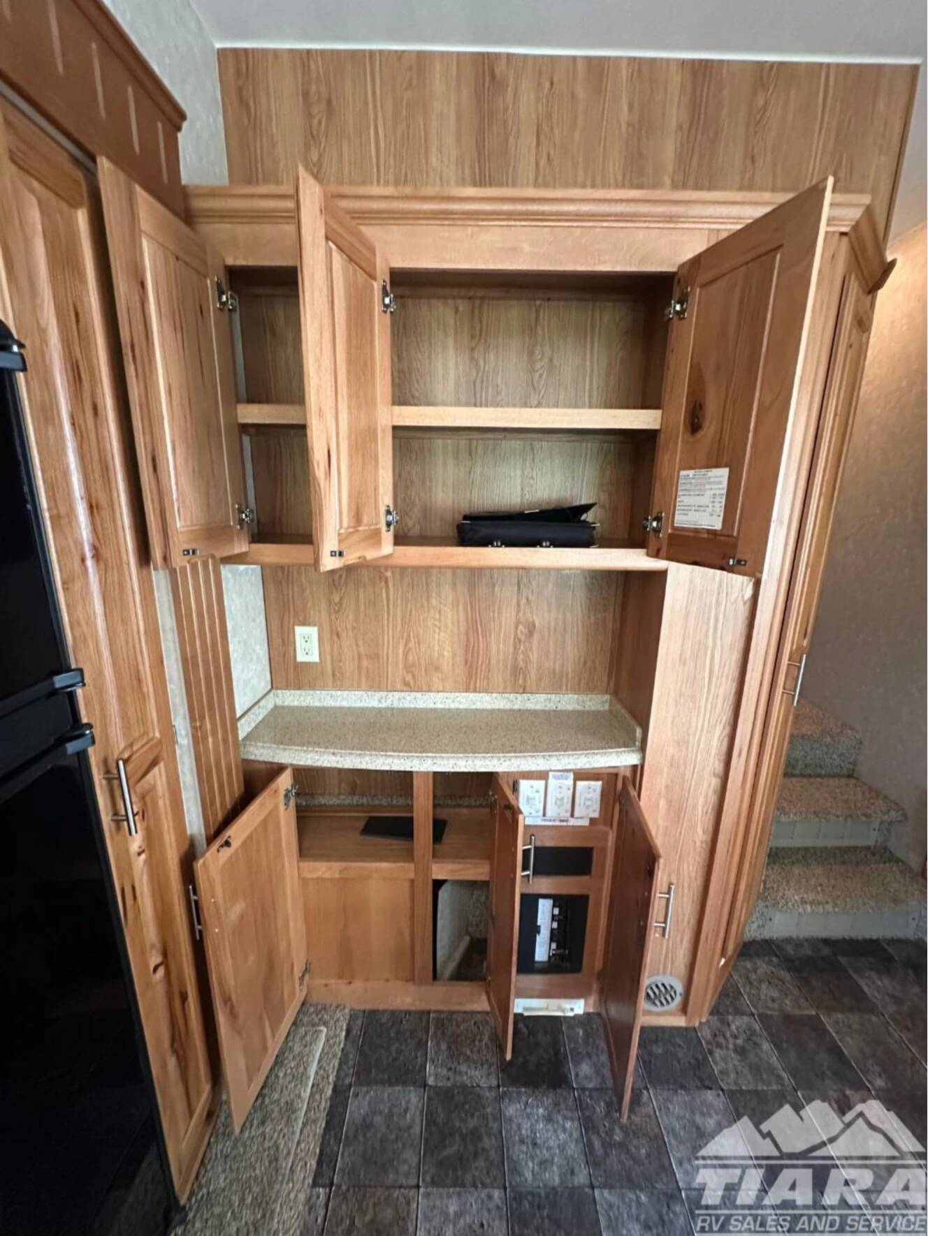 A photo of this 2014 Peterson Excel 34IKE