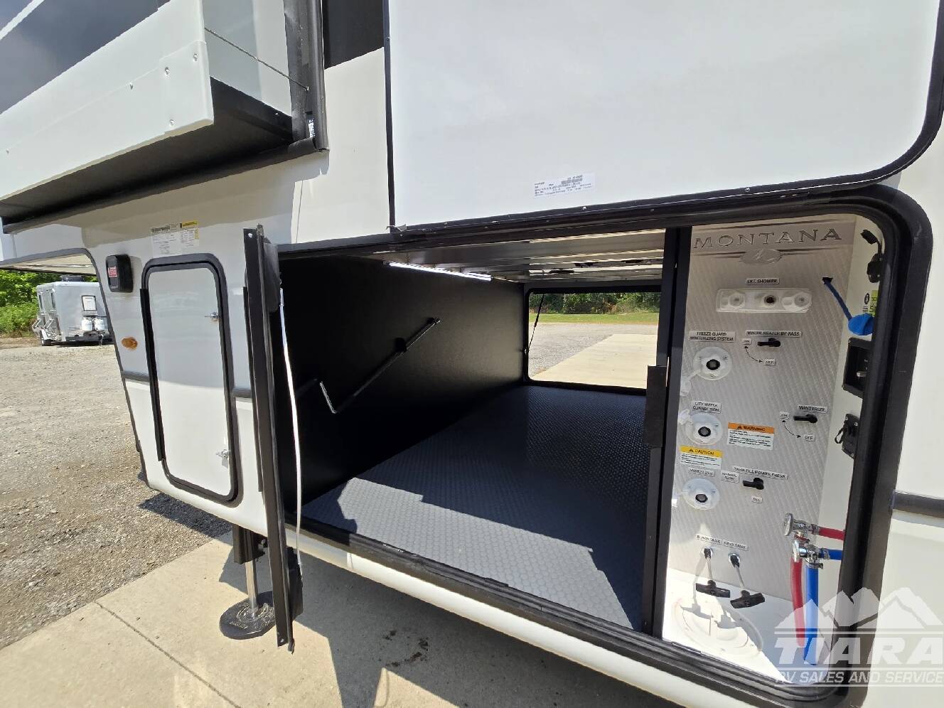 A photo of this 2026 Keystone Rv Montana 3781RL