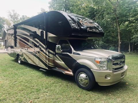 2015 Thor Motor Coach FOUR WINDS SUPER C 35SK in darlington IN