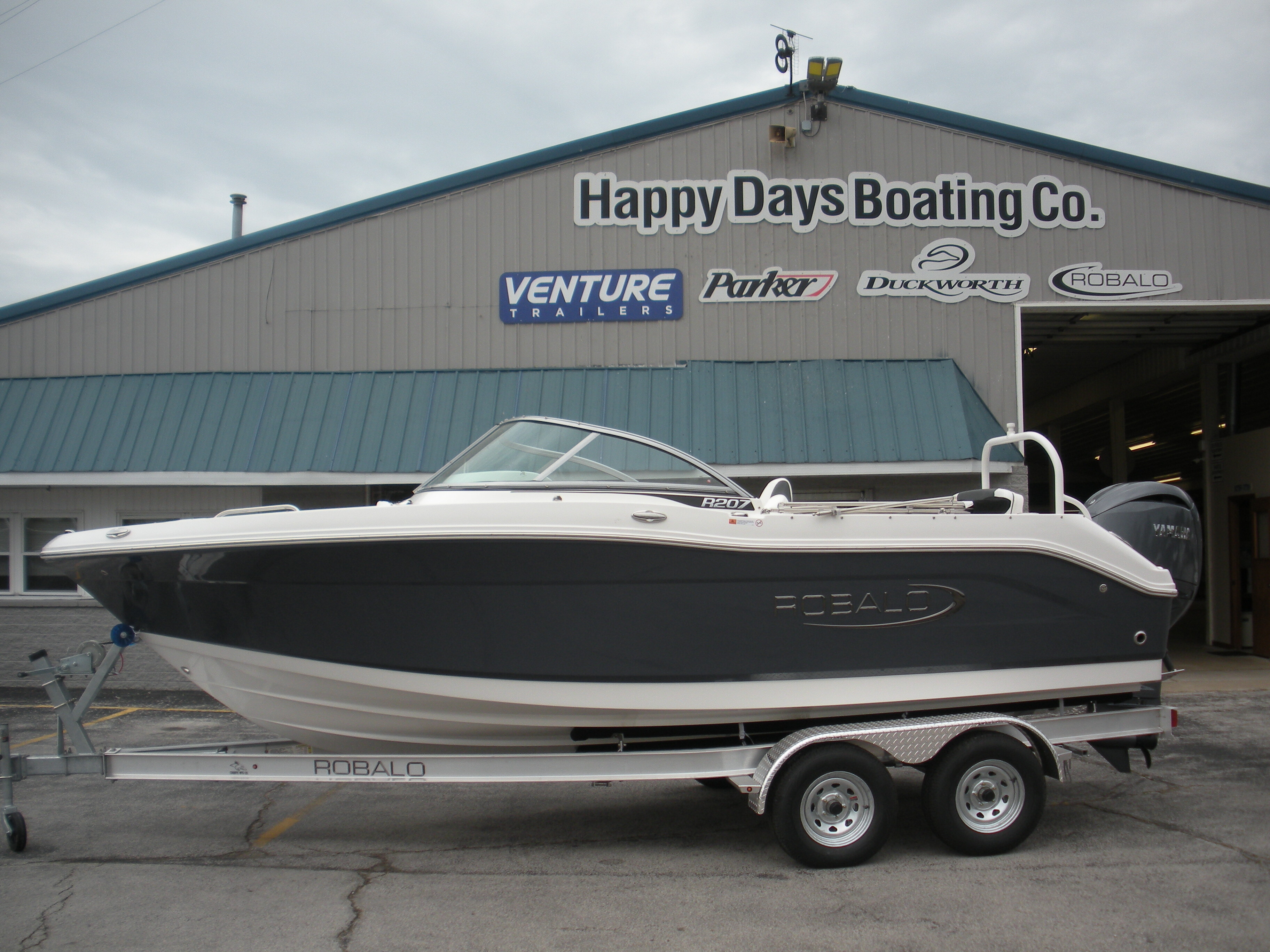 2026 Robalo R207 DC NAN in port clinton OH