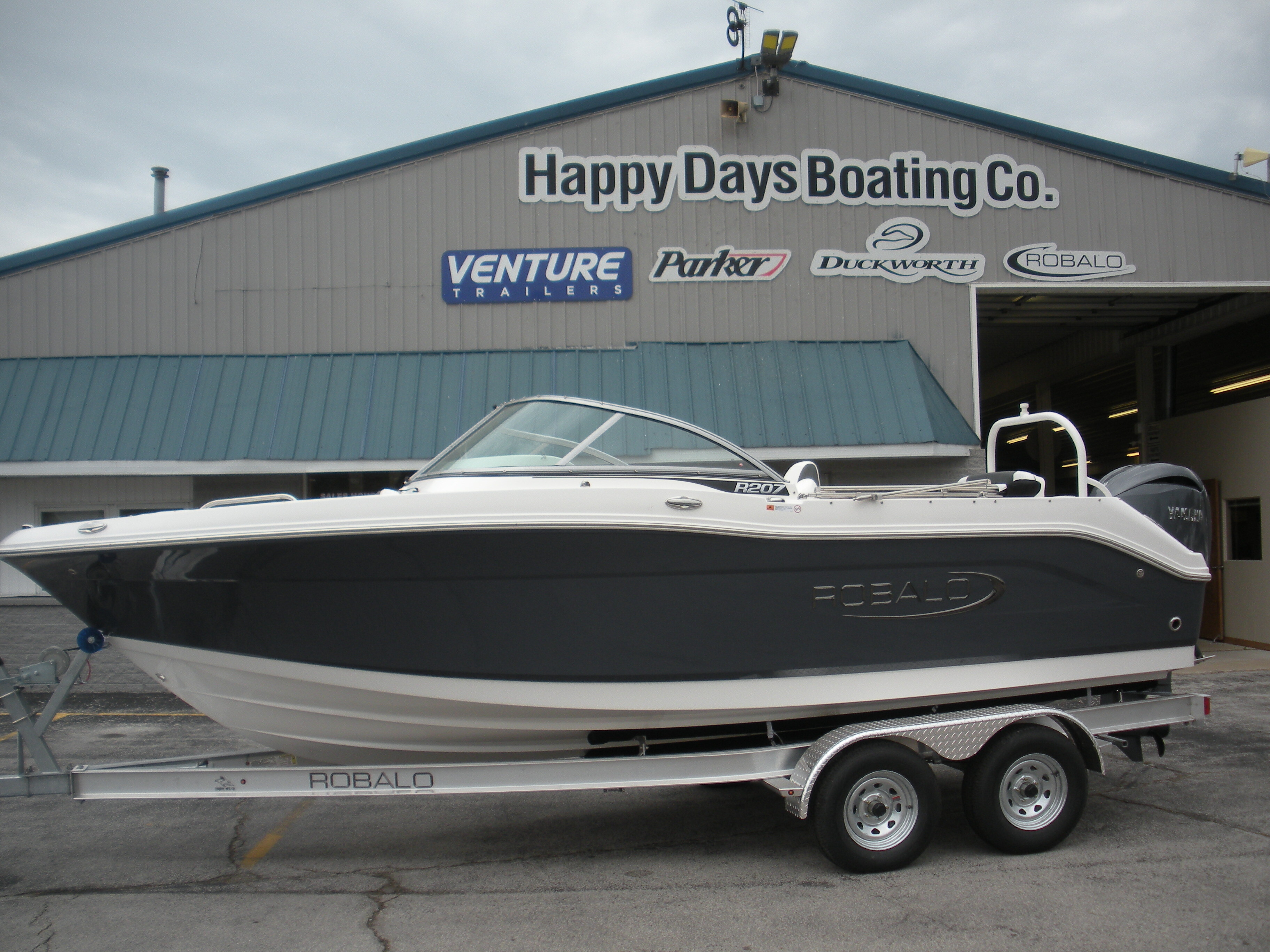 2026 Robalo R207 DC NAN in port clinton OH