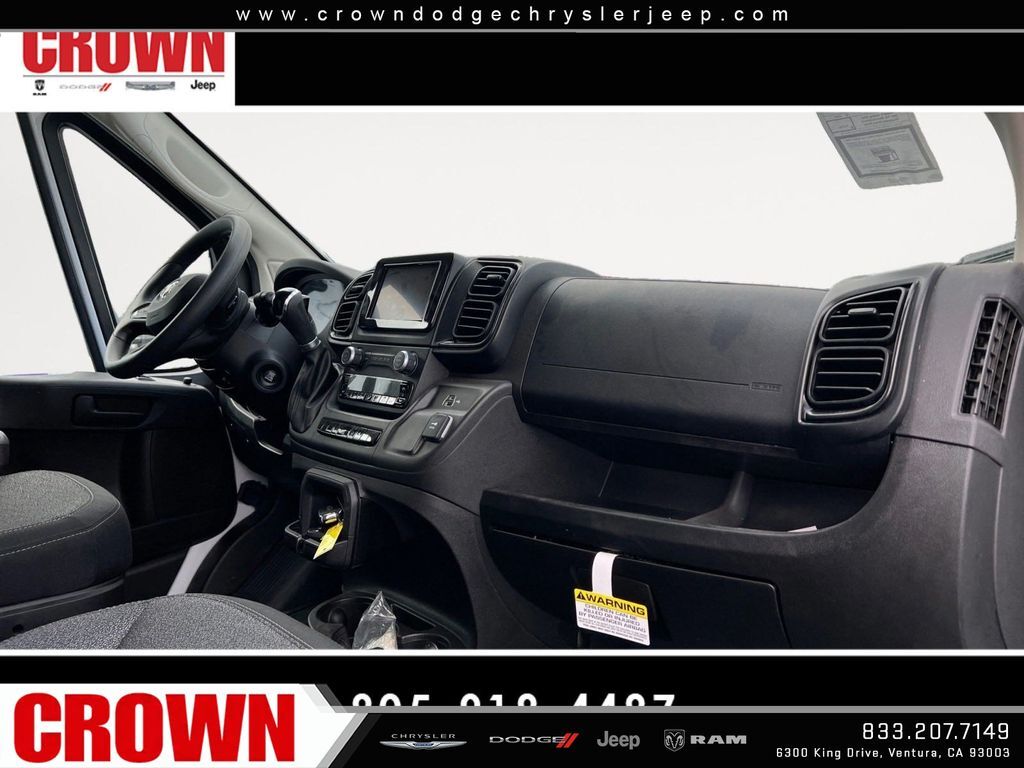 2023 Ram ProMaster 3500 Cutaway photo 2