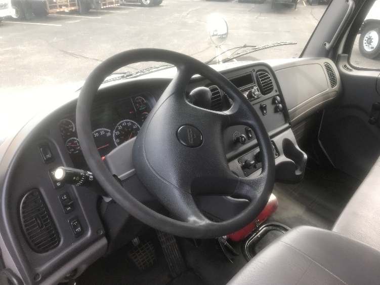 2020 Freightliner M2 106 Medium Duty photo 13