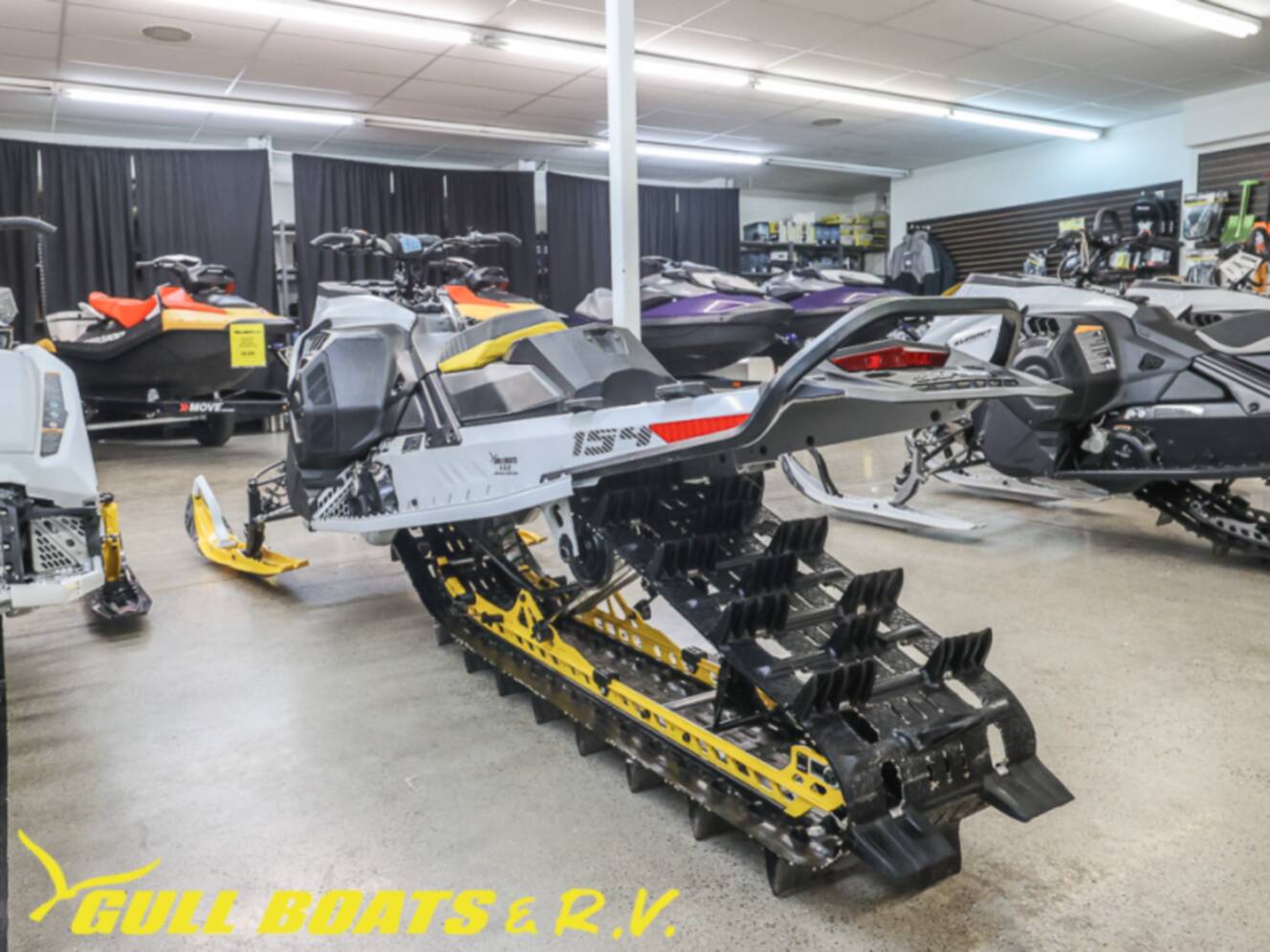 A photo of this 2023 Ski-Doo Summit ADR EDGE
