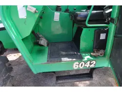 2013 JLG 6042