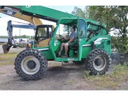 2013 JLG 6042