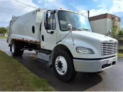 2012 FREIGHTLINER BUSINESS CLASS M2 106