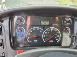 2012 FREIGHTLINER BUSINESS CLASS M2 106