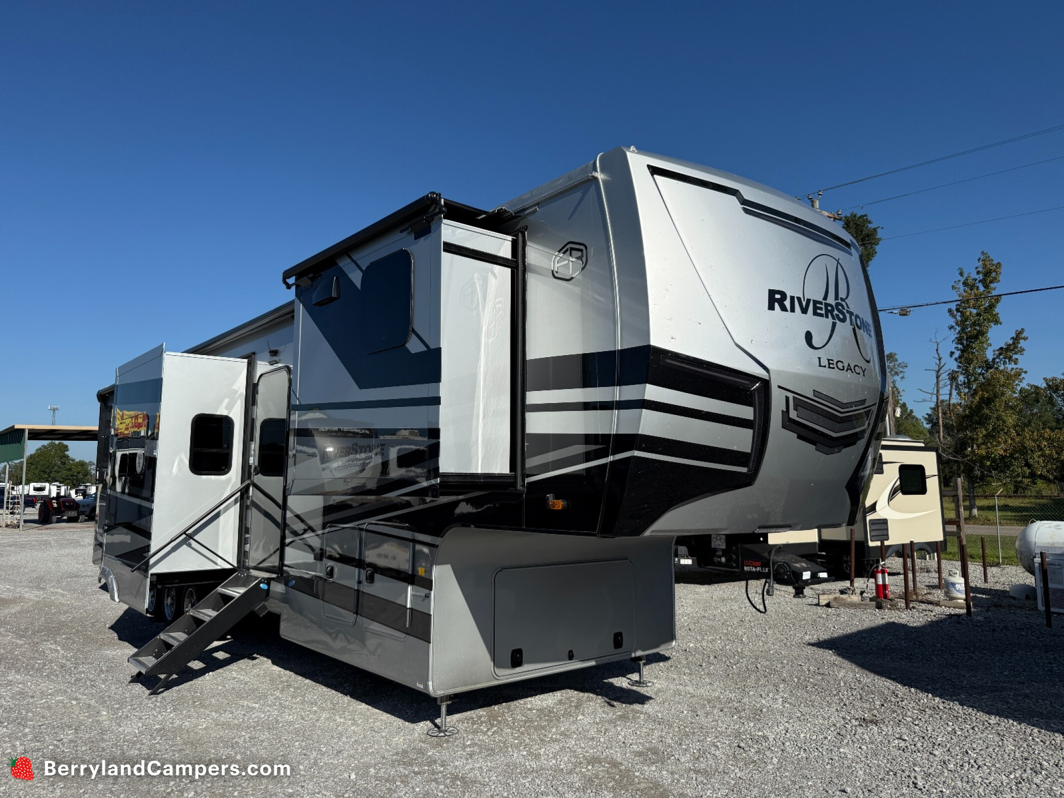 2026 Forest River Riverstone Legacy 42FSKG in holden LA