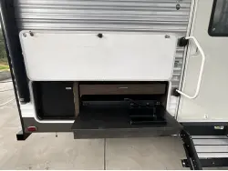 2019 FOREST RIVER SALEM 27DBK