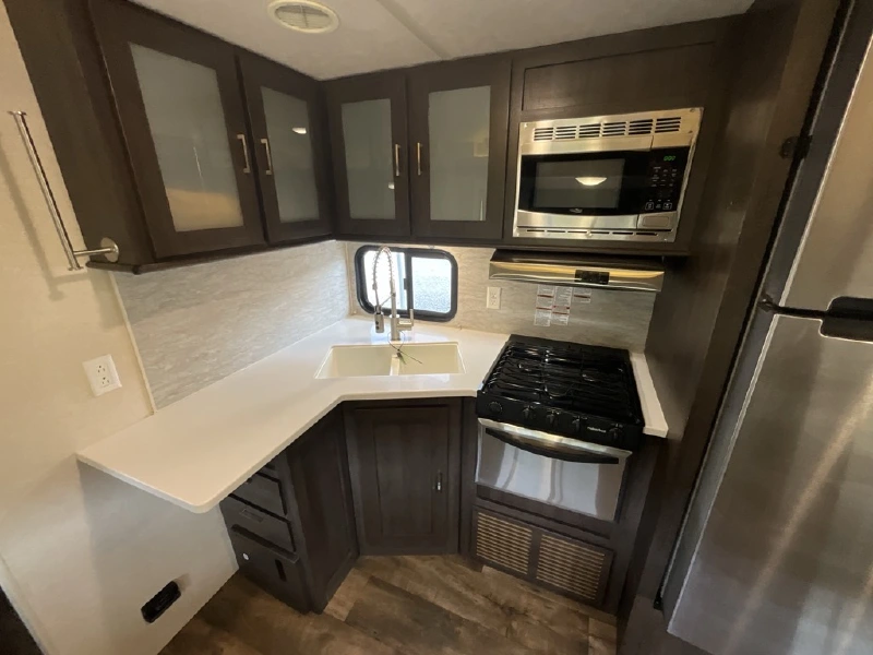 2019 FOREST RIVER SALEM 27DBK