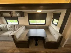 2019 FOREST RIVER SALEM 27DBK