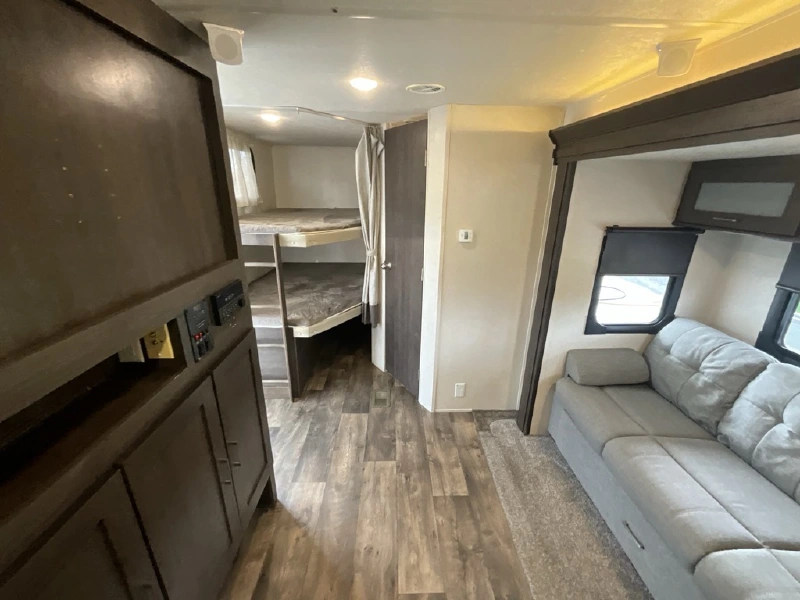 2019 FOREST RIVER SALEM 27DBK