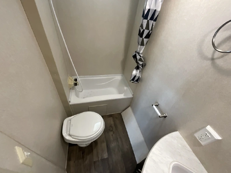 2019 FOREST RIVER SALEM 27DBK
