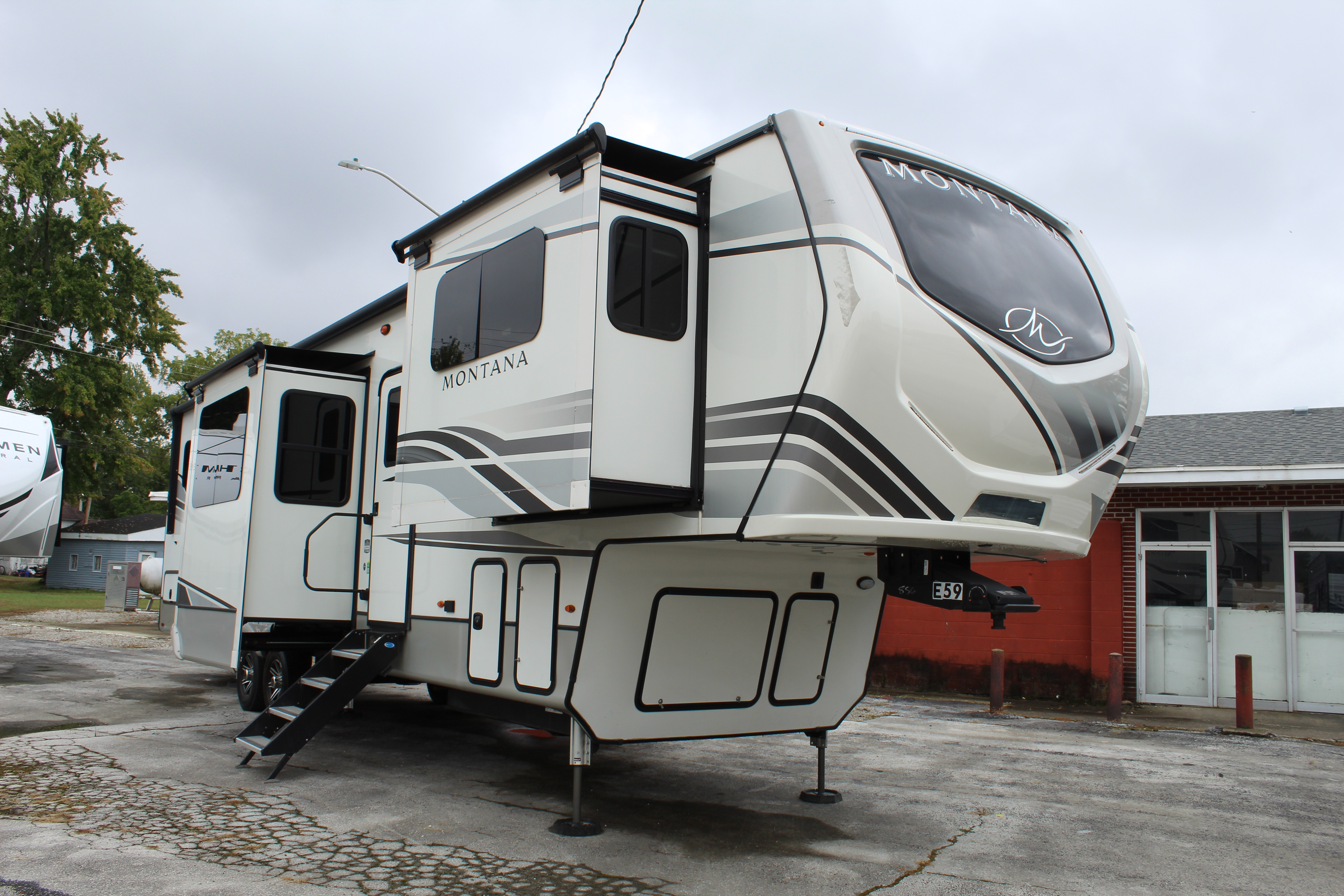 2022 Keystone MONTANA 3761FL in bradner OH