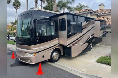 2009 Fleetwood Expedition 34H in oceanside CA