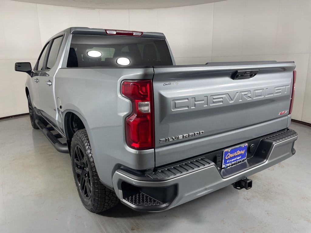 2026 Chevrolet Silverado 1500 RST photo 8