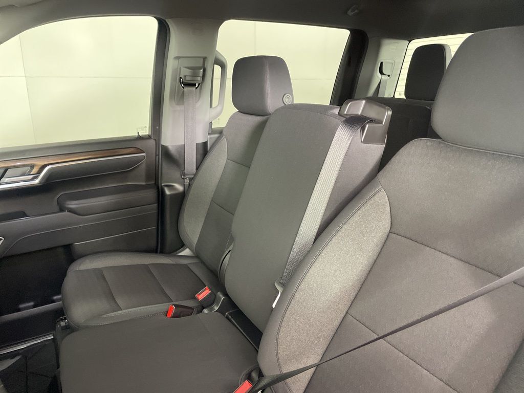 2026 Chevrolet Silverado 1500 RST photo 20
