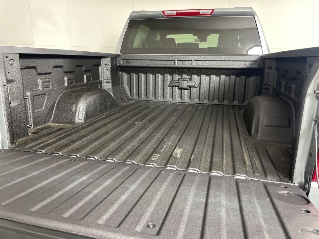 2026 Chevrolet Silverado 1500 RST photo 14