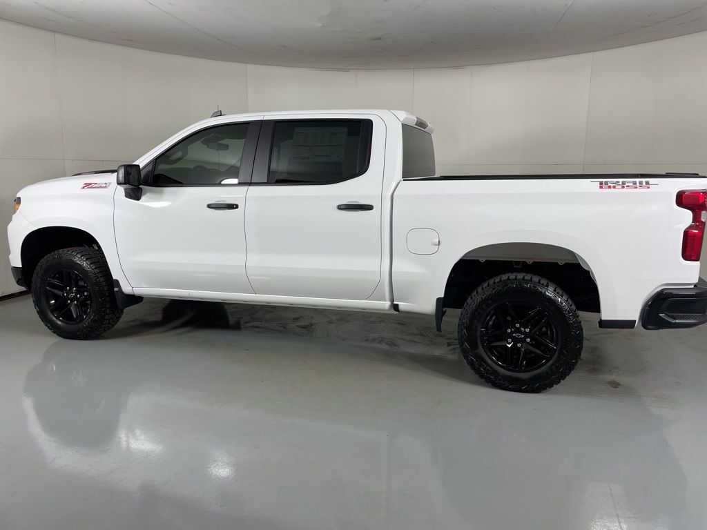 2026 Chevrolet Silverado 1500 Custom Trail Boss photo 6