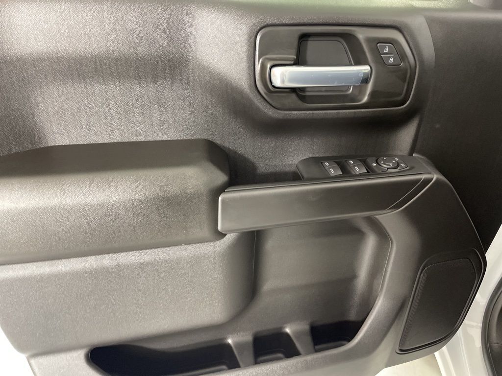 2026 Chevrolet Silverado 1500 Custom Trail Boss photo 12
