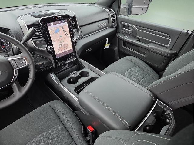 2026 Ram 2500 Big Horn photo 9