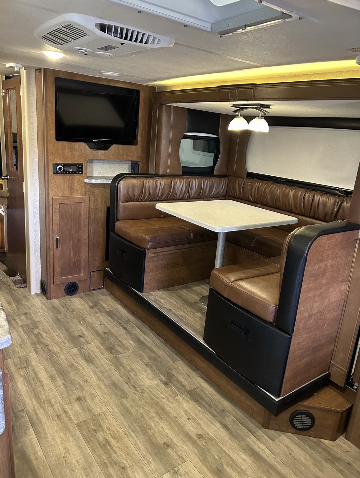 2021 Lance 2185 TRAVEL TRAILER in georgetown IN