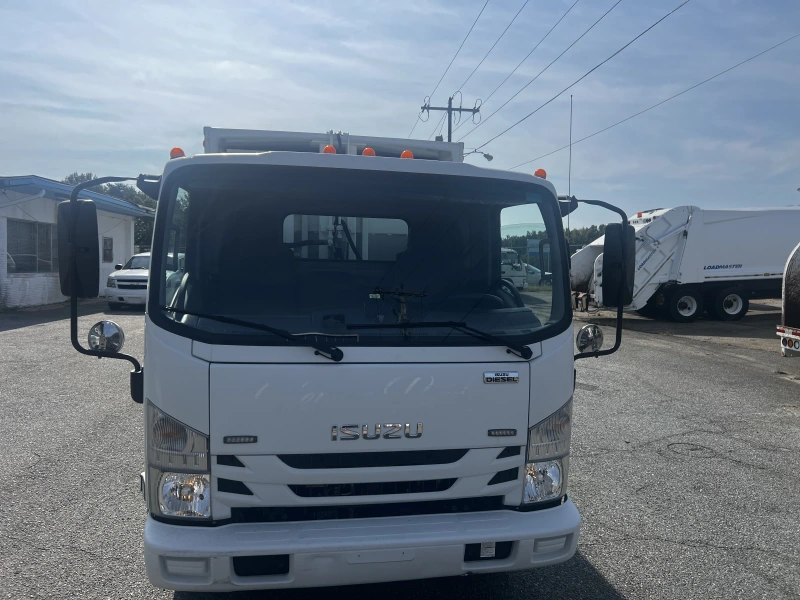 2021 ISUZU NRR