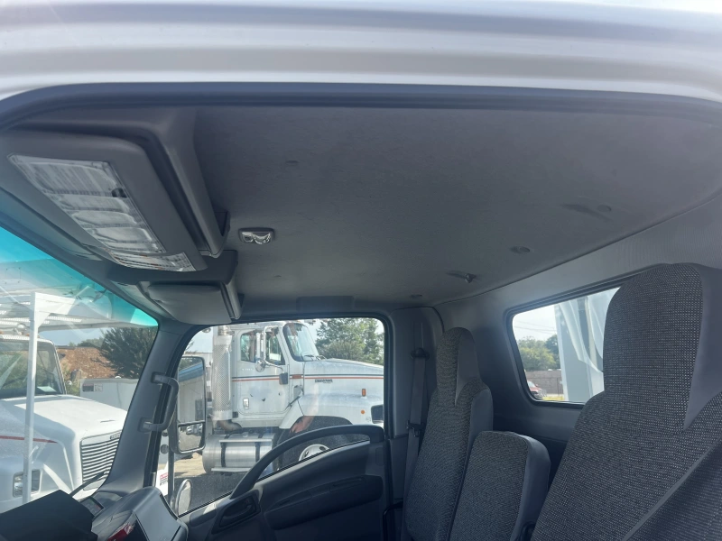 2021 ISUZU NRR