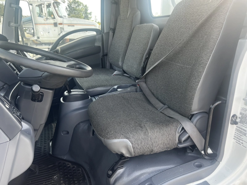 2021 ISUZU NRR