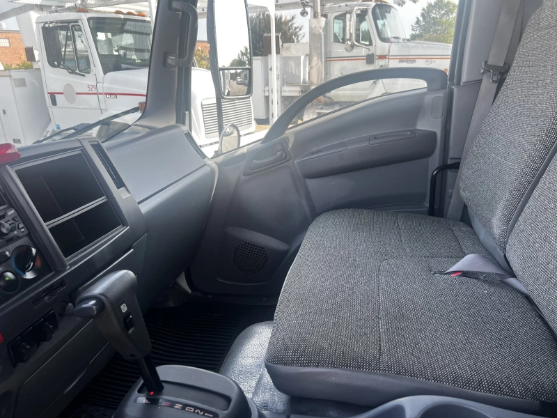 2021 ISUZU NRR