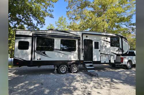 2021 Grand Design REFLECTION 150 SERIES 295RL in knoxville TN