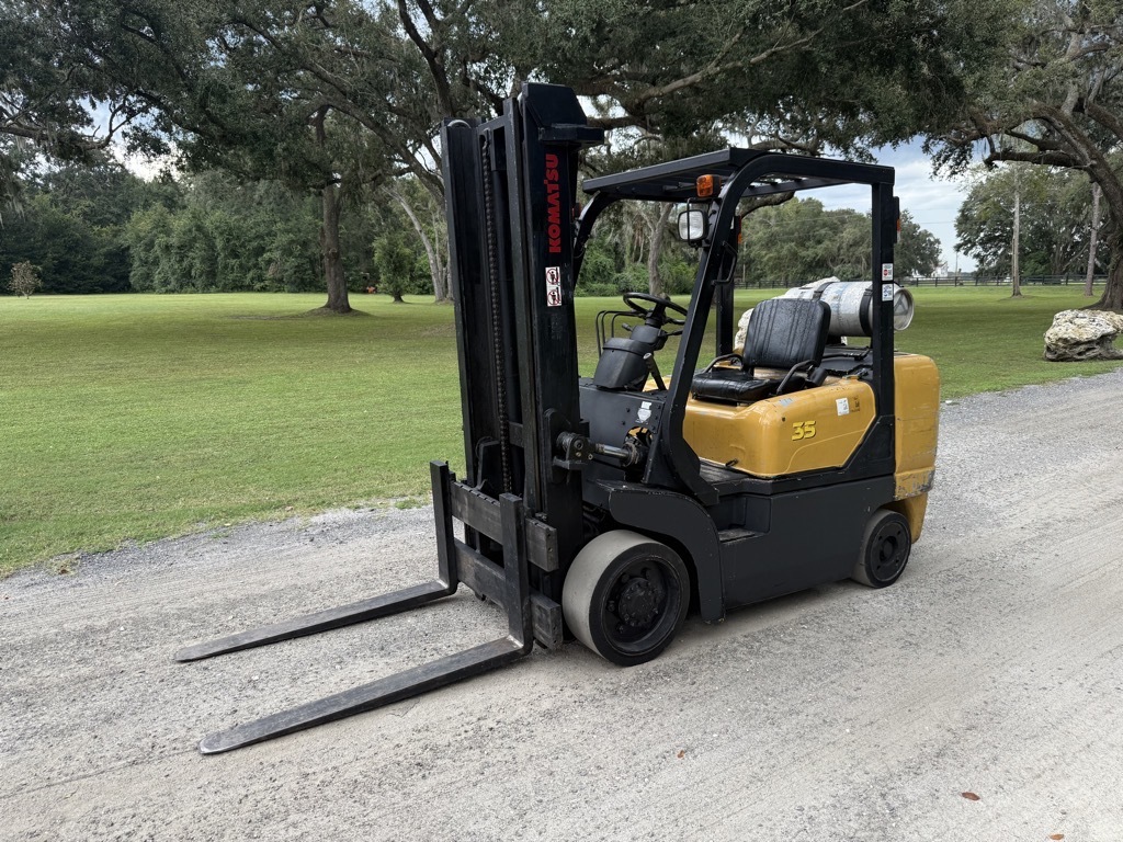 KOMATSU Fg35ST7 in Zephyrhills, FL
