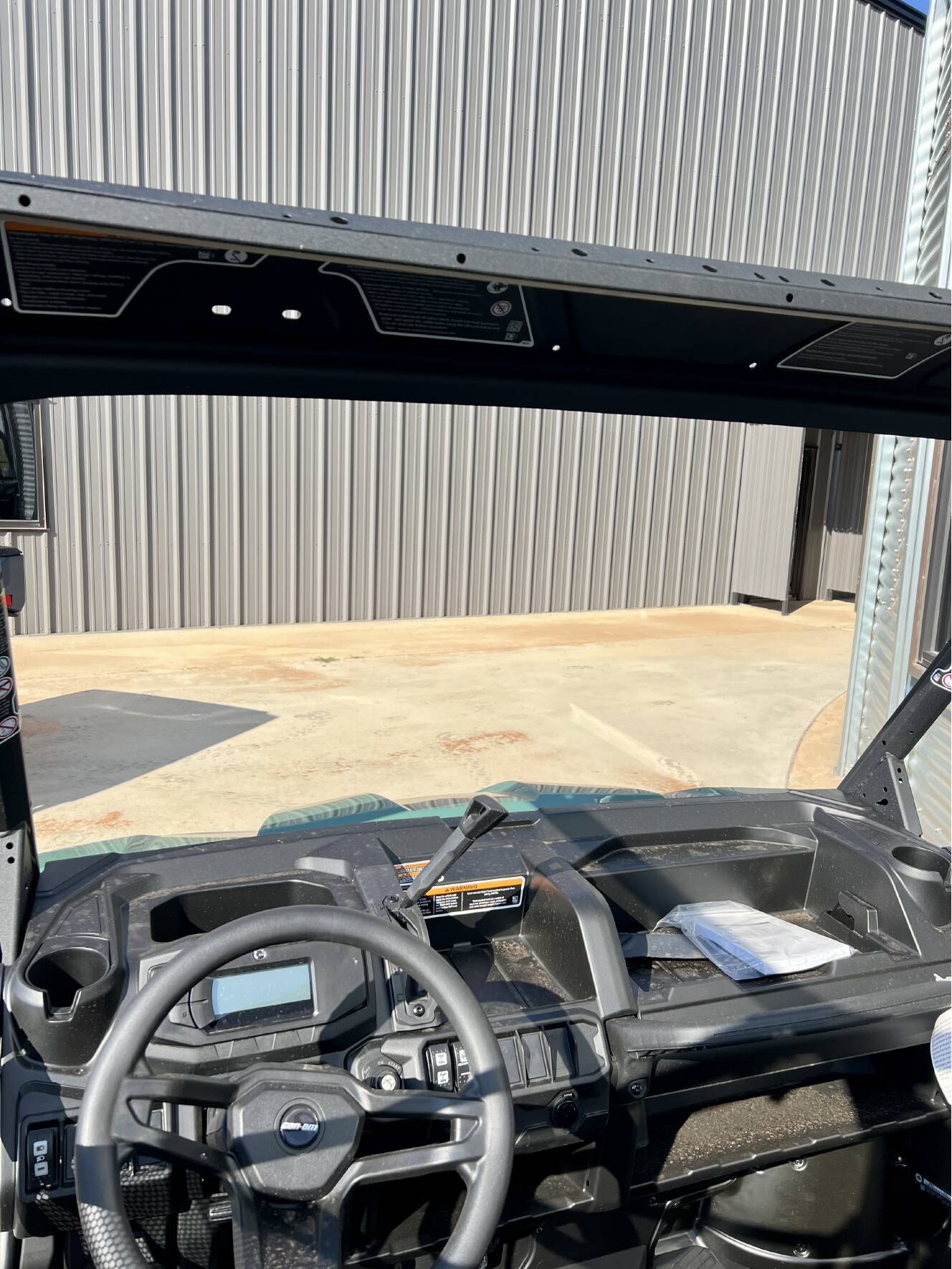 A photo of this 2026 Can-Am DEFENDER MAX DPS HD10