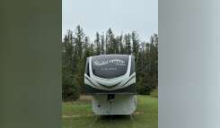 2021 Grand Design SOLITUDE S-CLASS 3740BH RV