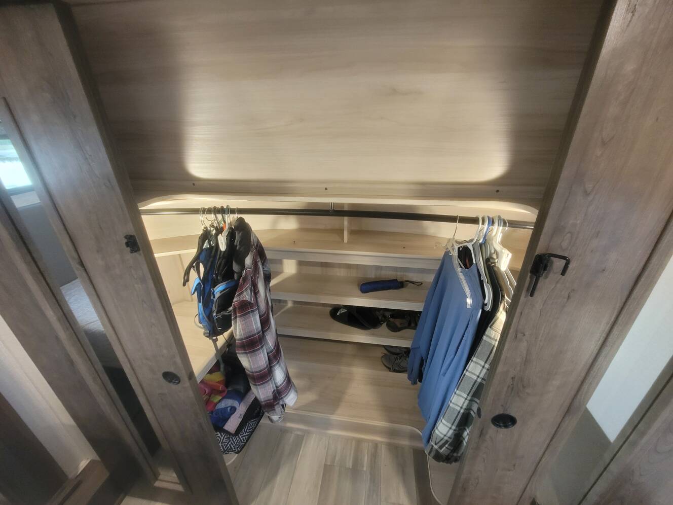 A photo of this 2021 Alliance Rv PARADIGM 310RL
