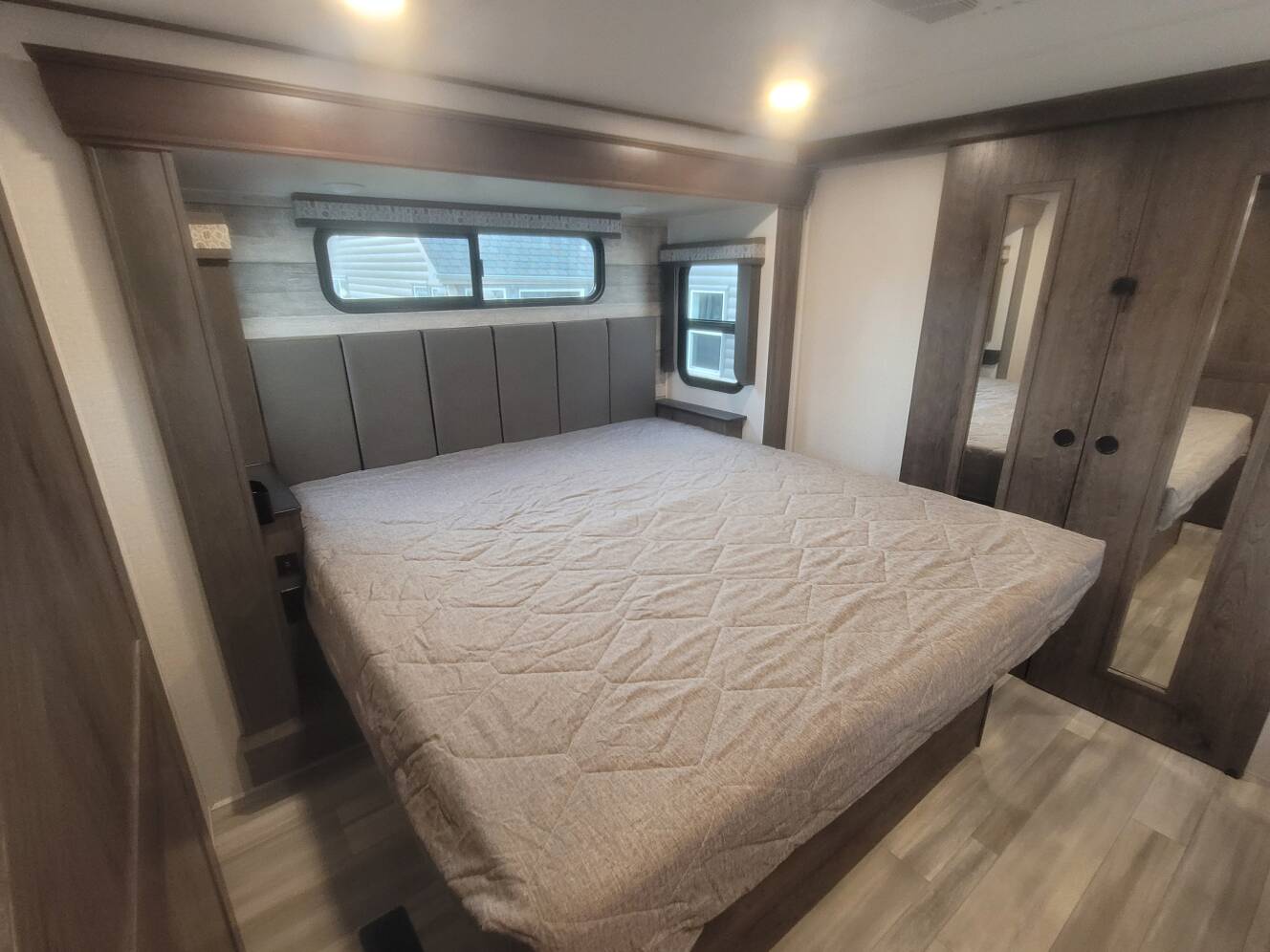 A photo of this 2021 Alliance Rv PARADIGM 310RL