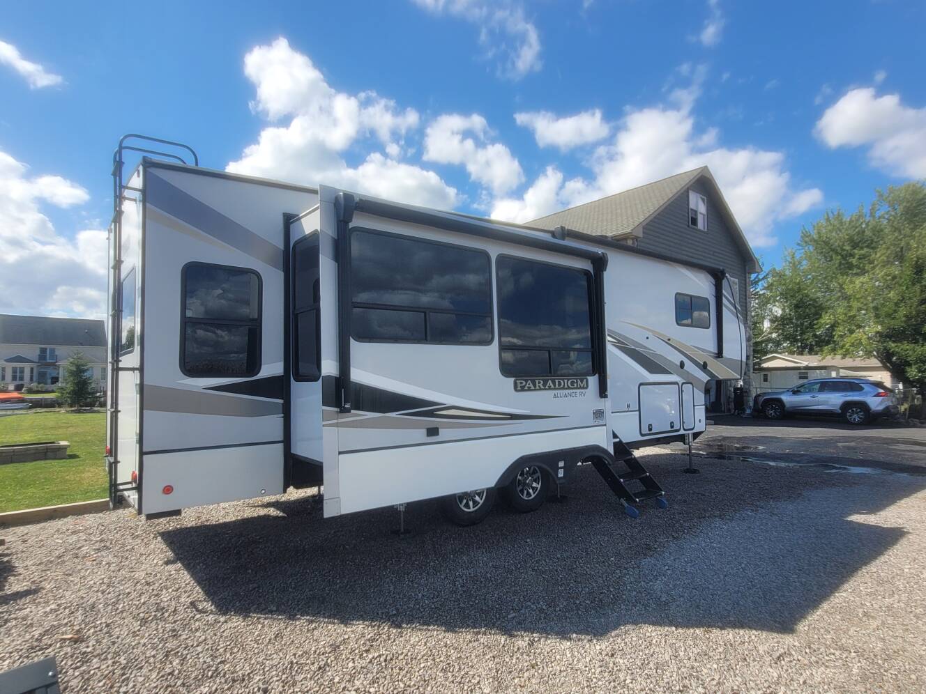 A photo of this 2021 Alliance Rv PARADIGM 310RL