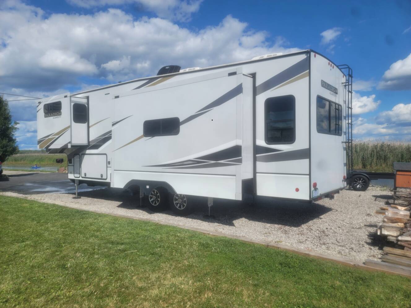 A photo of this 2021 Alliance Rv PARADIGM 310RL