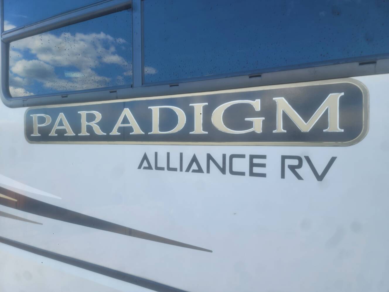 A photo of this 2021 Alliance Rv PARADIGM 310RL